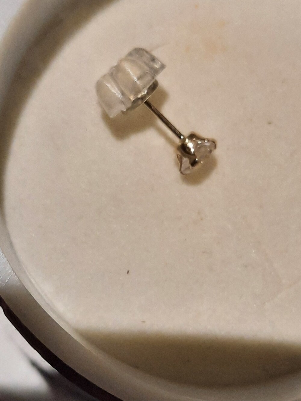 SOLID 10K YELLOW GOLD SINGLE CZ STUD earring or nose ring